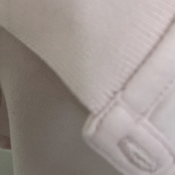 Pink Polo !! - Picture 4 of 4